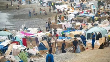 Madridi rrëzon vendimin e autoriteteve të Ceutës për të ngritur një kamp emigrantësh në port