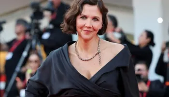 Maggie Gyllenhaal rikthehet në TIFF, këtë herë në garë me filmin “Flesh Impact”