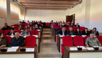 Maliq, Këshilli Bashkiak voton kundër shkrirjes me Korçën