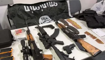 Maqedonia e Veriut godet grupin terrorist: E lidhur me Shtetin Islamik! 5 të arrestuar dhe arsenal armatimi i kapur