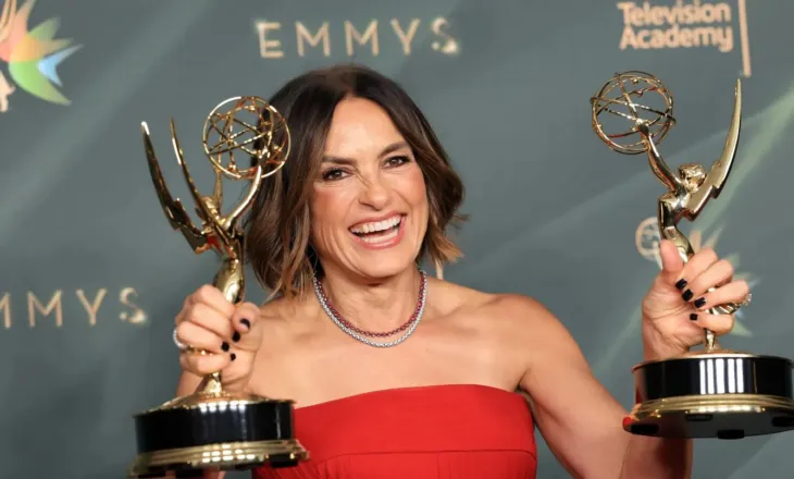 Mariska Hargitay fiton dy çmime Emmy për dokumentarin kushtuar nënës së saj, Jayne Mansfield