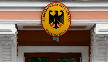 Marrëdhëniet mes Berlinit dhe Moskës keqësohen më tej, Rusia mbyll Konsullatën Gjermane në Shën Petersburg
