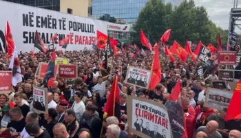 ‘Marshimi për Liri’ në mbështetje të ish-krerëve të UÇK-së! Mesazhet nga Prishtina: S’ka qetësi nëse vendimi sjell padrejtësi