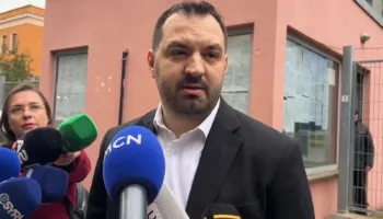 Materialet intime online/ Aldor Nini paralajmëron portalet: Do të raportoheni
