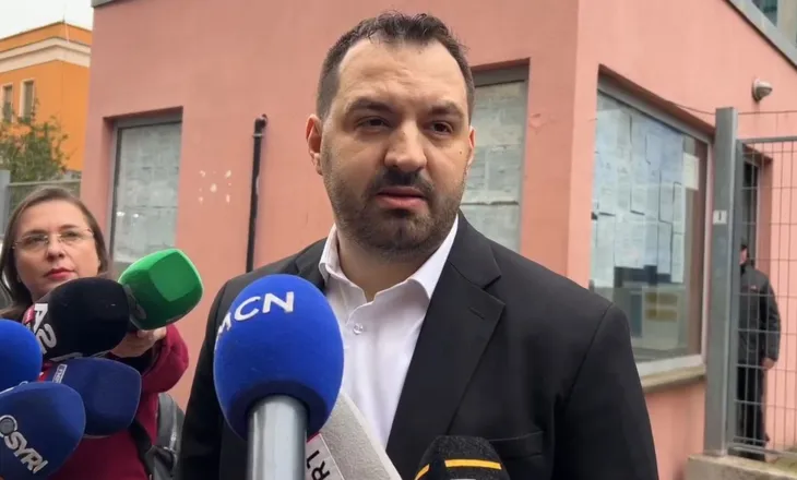 Materialet intime online/ Aldor Nini paralajmëron portalet: Do të raportoheni