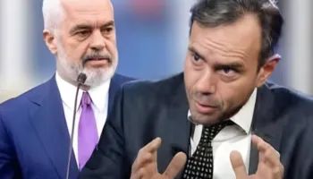 Mazhoranca e Ramës në dyert e puçit kushtetues