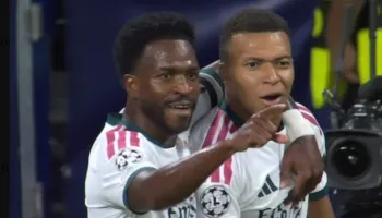 MBAPPEEEEEE. Vjen goli i parë në “Bernabeu”, gabojnë Curtis Jones dhe Bisseck (video)