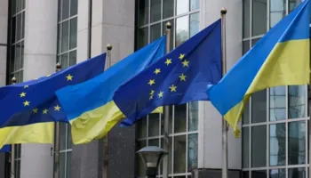 ​Mbi 100 eurodeputetë i kërkojnë Brukselit zhbllokimin e 200 miliardë eurove të aseteve ruse për Ukrainën
