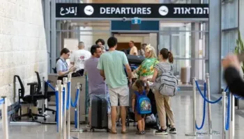 Mbi 1,300 mjekë largohen nga Izraeli në tre vjet, ngrihet alarmi për “ikjen e trurit”