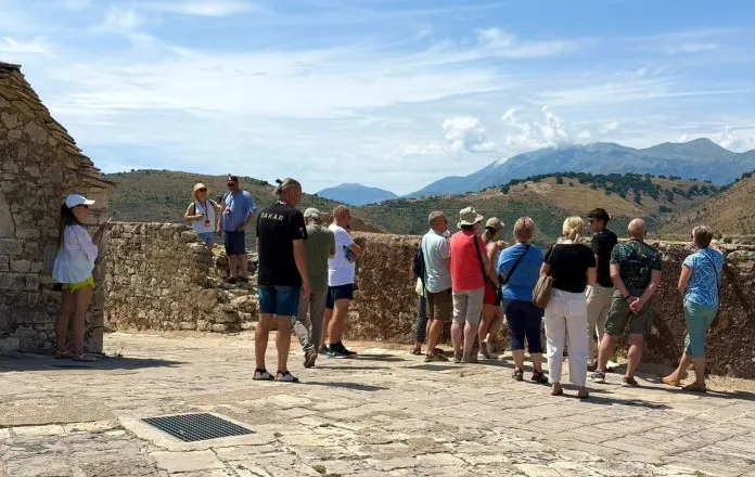 Mbi 51 mijë vizitorë në sitet e trashëgimisë në Vlorë, kalaja e Porto Palermos më e frekuentuara