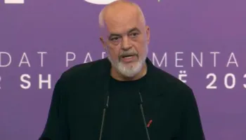 Mbi tre muaj shqiptarët kërkojnë dorëheqjen e tij, Rama u premton “Pasqyrën“:  Do zgjidhë hallet e qytetarëve