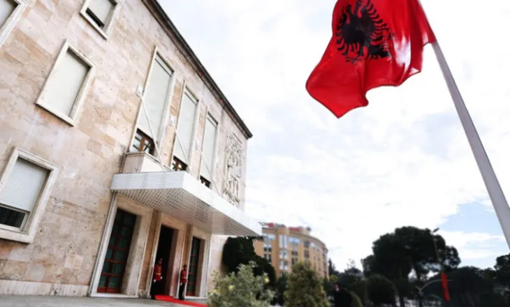 Mbledhja e qeverisë, emërime dhe shkarkime në drejtimin e dy institucioneve