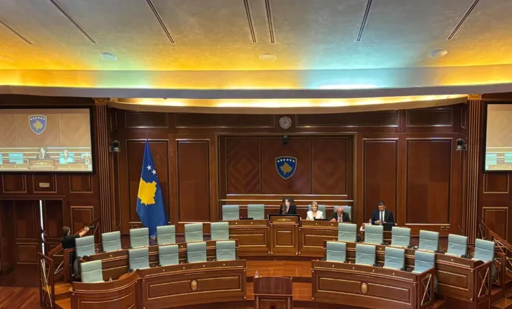 Me 62 vota pro dhe 16 kundër, Albulena Haxhiu zgjidhet kryetare e Kuvendit të Kosovës