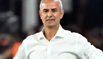 “Me kushtin që të mos kthehem më kurrë”, trajneri i Fenerbahce merr vendimin drastik pas brazimit ndaj Romës