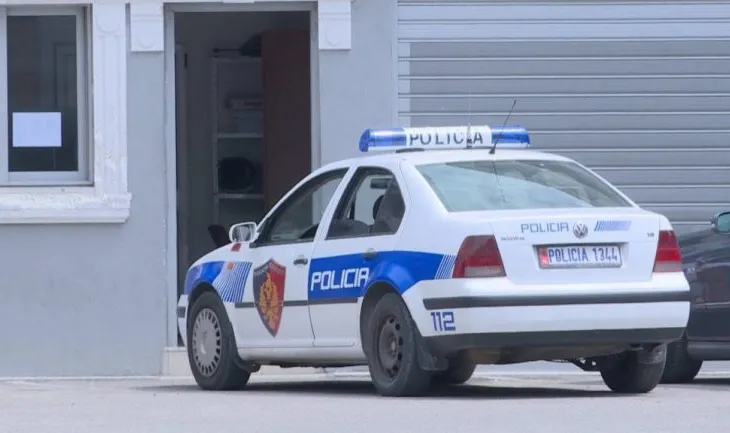 Me shkopinj bejsbolli gati për sherr, policia ndërhyn në Yzberisht, procedohen 23 të mitur