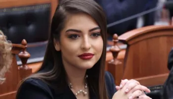 MË SJELL NJË CV/ Sara Mila për kërkesat për punë: Kjo është një ngjizje që nuk hiqet
