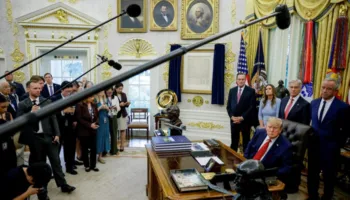 Mediat amerikane bojkotojnë mbulimin e Trump, përplasje me Shtëpinë e Bardhë për aksesin e gazetarëve