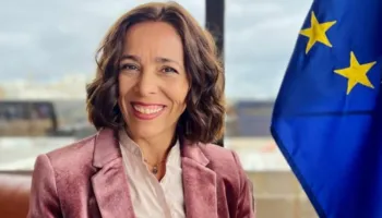 Merr sot zyrtarisht detyrën, ambasadorja e re e BE në Tiranë dorëzon kredencialet te Begaj
