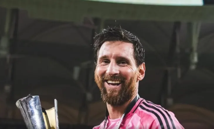Messi i pandalshëm në rekorde, shënon golin e 100-të me Inter Miamin dhe fiton trofeun e 49-të në karrierë!