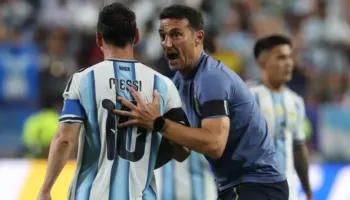 Messi u largua, ja kush do jetë pasuesi i tij te Argjentina, tekniku Scaloni merr vendimin për fanellën me numrin “10”-të