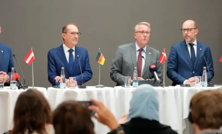 Migracioni në BE, pesë shtete anëtare synojnë marrëveshje për “qendrat e kthimit” jashtë bllokut brenda vitit