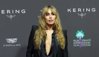 Miley Cyrus heq mbiemrin nga rrjetet sociale dhe paralajmëron albumin e ri