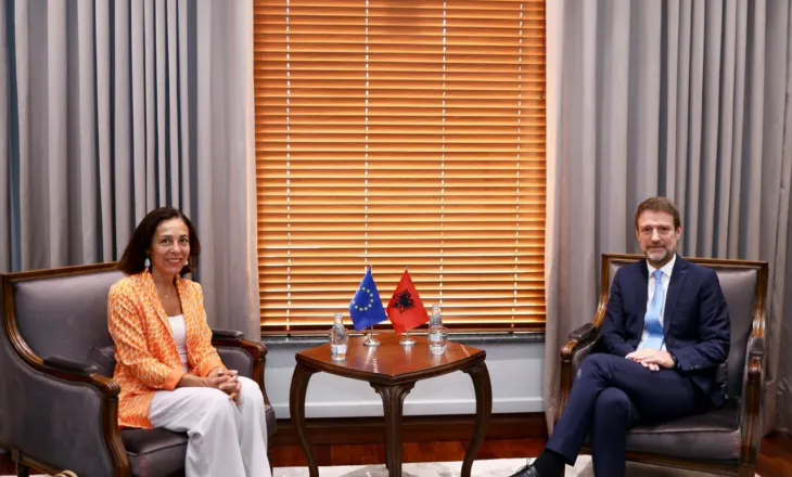 Ministri Hoxha pret Ambasadoren e re të BE-së: Zgjerimi do të jetë suksesi ynë i përbashkët, më shumë përparim për Shqipërinë dhe një Evropë më e bashkuar