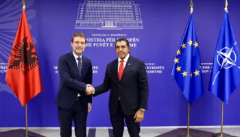 Ministri Hoxha takim me të dërguarin e Trump: Mundësi të reja bashkëpunimi në fushat me interes të përbashkët