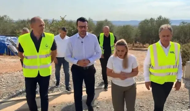 Ministri Karakaçi inspekton ujësjellësin e ri në Mamurras: Së shpejti nis investimi edhe për zonat rurale