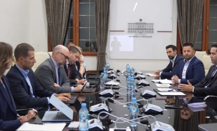 Ministri Malaj pret misionin e FMN: Përmirësime në planifikimin e investimeve publike