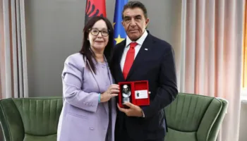 Ministrja e re në takimin me të dërguarin e Trump/ Zbulohet çfarë diskutuan