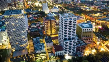 Modeli kaotik i zhvillimit të hotelerisë, Tirana treg i maturuar, ç’do bëhet me kullat?!