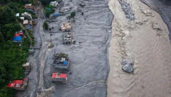 Mrekulli në Nepal, 64-vjeçarja gjendet gjallë pas 11 ditësh e bllokuar nën rrënoja