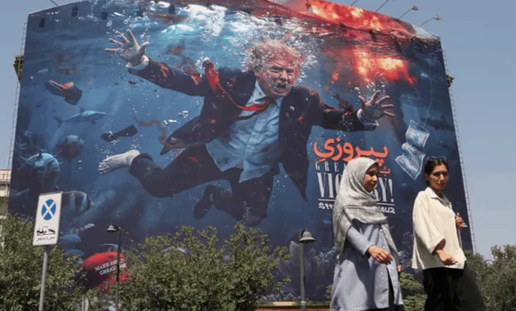 Muzgu i Donald Trump/ Analisti britanik: Ylli i presidentit amerikan po shuhet