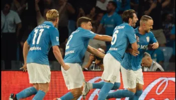 Napoli rikthehet te fitorja, mjafton me një gol ndaj Bologna-s (video)