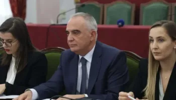 “Ndaloni shpërndarjen!”/ Videot intime të personave publikë qarkullojnë në rrjet, reagon Komisioneri për të Dhënat Personale