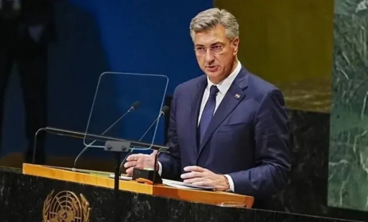 Nderimet shtetërore në funeralin e “Kasapit të Bosnjës” Mlladiç, kryeministri kroat kritikon ashpër Serbinë: Një fyerje ndaj viktimave!