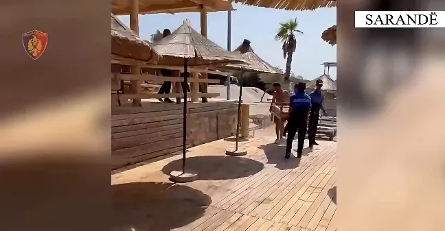 Ndërtim pa leje në Sarandë/ Arrestohet 47-vjeçari, pezullohet një polic