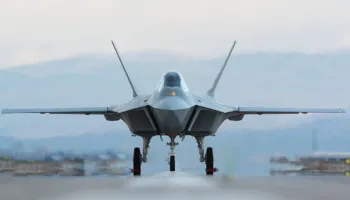 Ndizen sirenat e alarmit! Pikaset avion mbi Camp David ku po qëndronte Trump, F-16 ngrihet në ajër për ta larguar nga zona e kufizuar