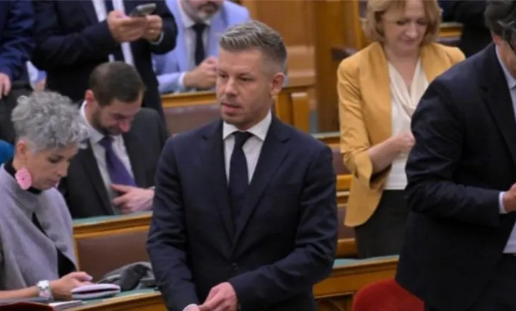NDODH EDHE KËSHTU – Hetohet për “vjedhjen” e një telefoni në 2024, hiqet imuniteti i kryeministrit hungarez