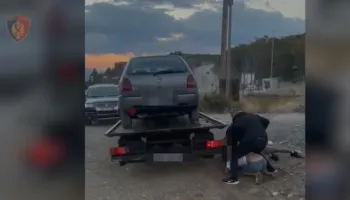 Në Korçë me 6 kg kanabis në makinë, arrestohen 3 të rinjtë