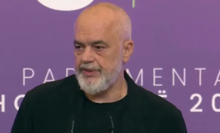 “Nëse qeveria nuk merret me veten, të hapë krahun!”Rama: Projekti i Sazanit dhe Nartës do të jenë në ‘Pasqyra Flamingo’