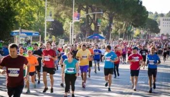 Nesër maratona e Tiranës, ja rrugët që do të bllokohen dhe linjat urbane që devijohen