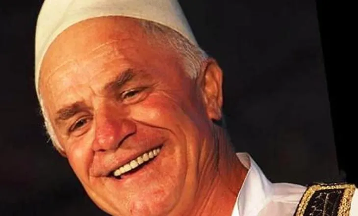 Nga varfëria në Lushnje, te skena me Vaçe Zelën/ Hysni Zela zbulon si e ndihmoi motra të bëhej artist