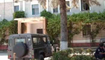 Një i vdekur dhe tre të plagosur pasi ranë në kontakt me rrymën elektrike, procedim penal për drejtorët e Bashkisë Tropojë