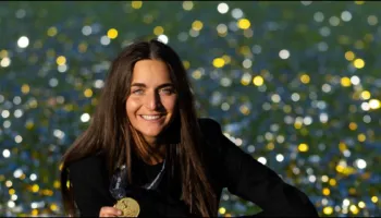 Një shqiptare në ceremoninë e ‘Topit të Artë’, Elena Sadiku, e vetmja trajnere femër në pesëshen finaliste