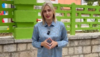 ‘Nuk janë sardele’/ Zhupa: 70 fëmijë në një klasë, Saranda e nis vitin me kaos në kopshte e çerdhe
