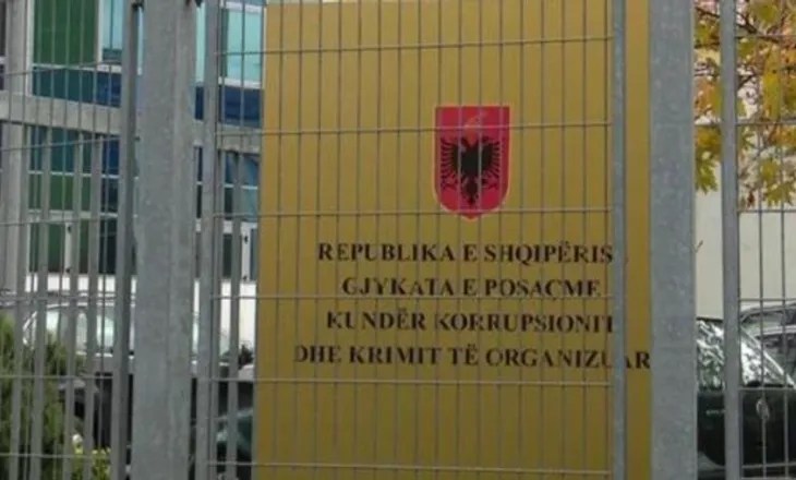 Nuk zbatojnë rregullat e reja, GJKKO fillon fushatën e dënimit me 50 mijë lek të avokatëve