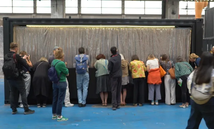 Oda Haliti prezanton “Ode to All” në Bienalen e 18-të të Lionit