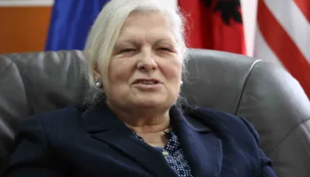 Ora e parë